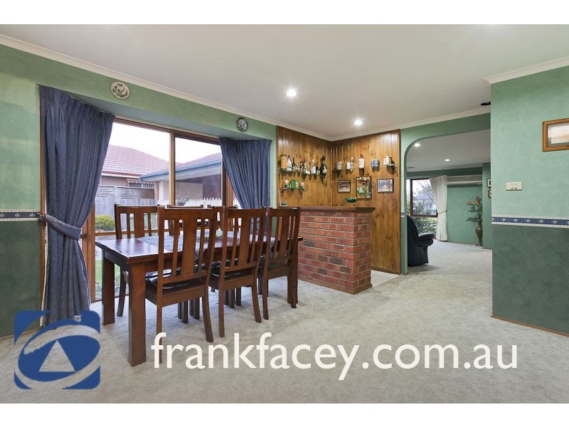 14 HOME ROAD, Nar Nar Goon VIC 3812