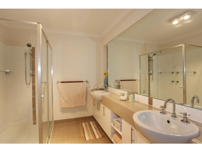 22 Gallery Way, Pakenham VIC 3810