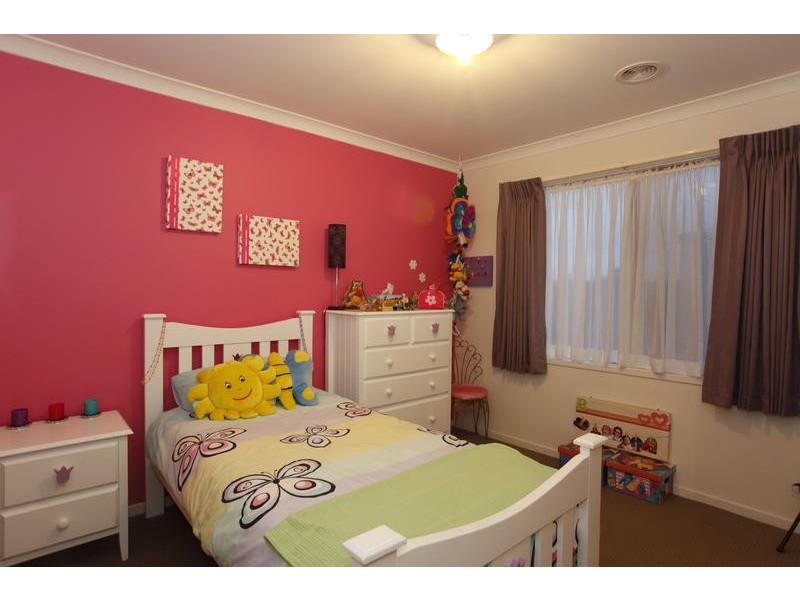 22 Gallery Way, Pakenham VIC 3810