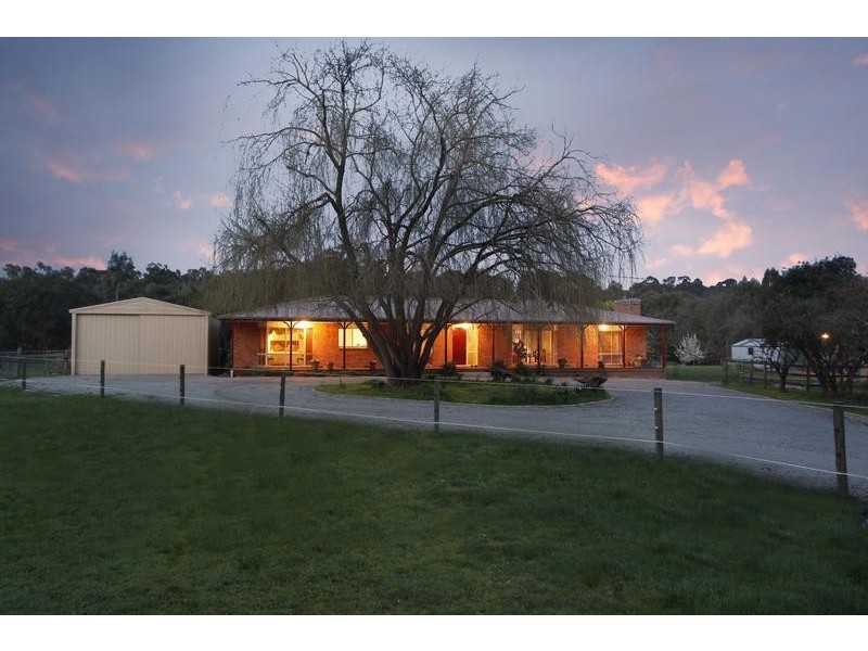 100 Yarabubba Road, Nar Nar Goon North VIC 3812