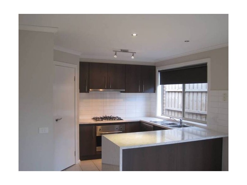 64 Mannagum Drive, Pakenham VIC 3810