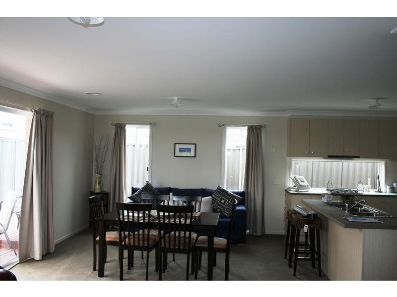 5 Valencia Lane, Pakenham VIC 3810