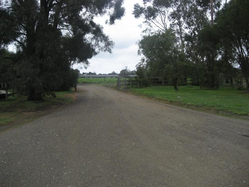 226 Rix Road, Officer VIC 3809