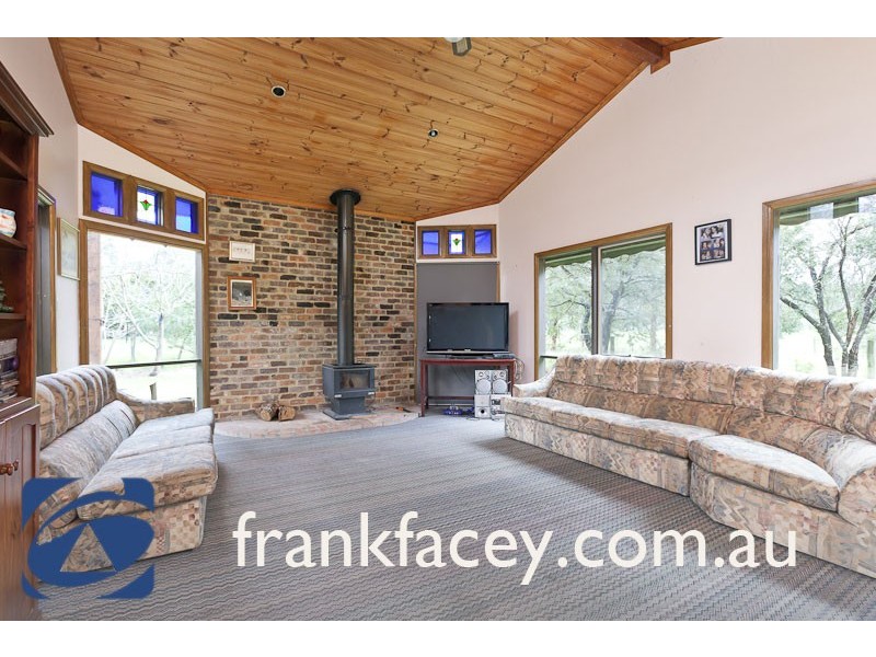 570 Ellis Road, Tonimbuk VIC 3815