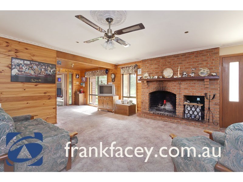 570 Ellis Road, Tonimbuk VIC 3815
