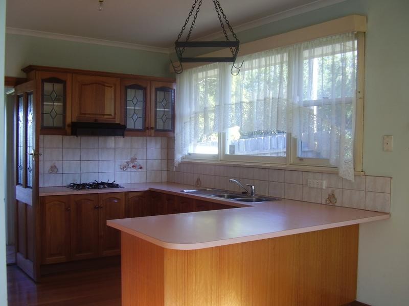 24 Ahern Road, Pakenham VIC 3810