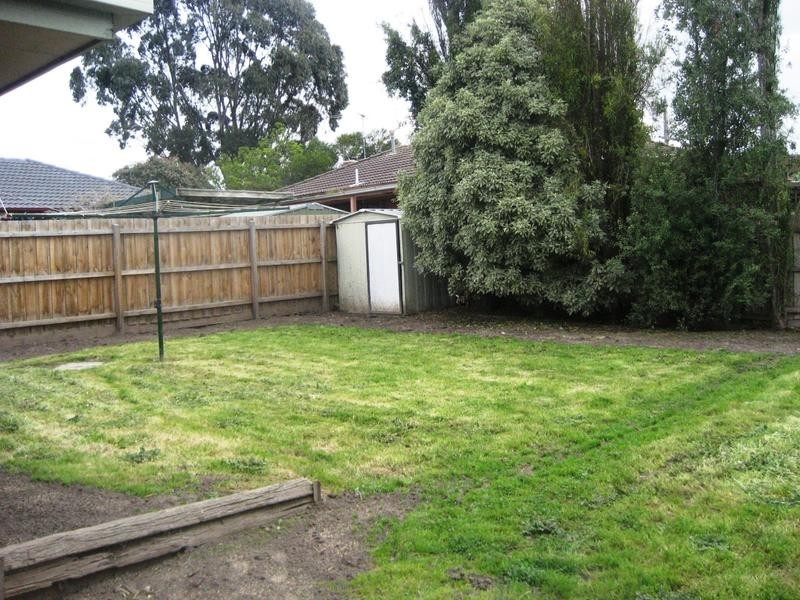 9 Kylie Court, Pakenham VIC 3810