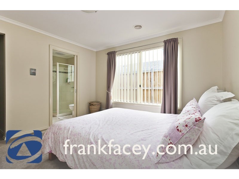 55 Tipperary Circuit, Pakenham VIC 3810