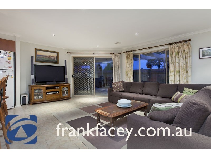 14 Kelly Court, Pakenham VIC 3810