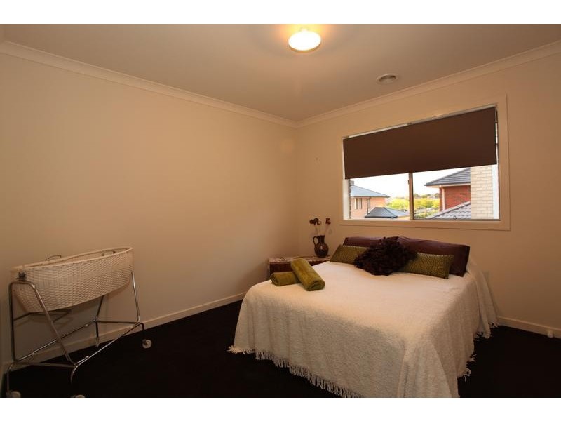 22 Kilburn Place, Pakenham VIC 3810