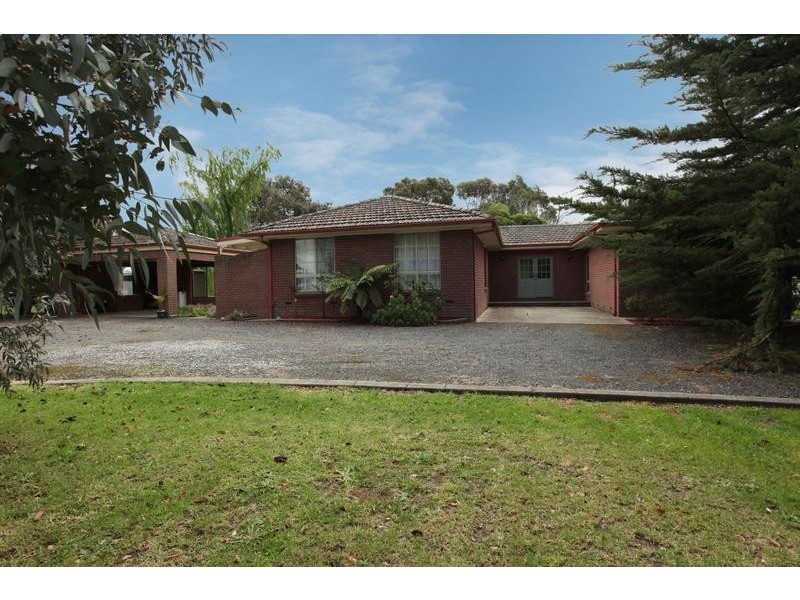 12 Latta Road, Nar Nar Goon VIC 3812