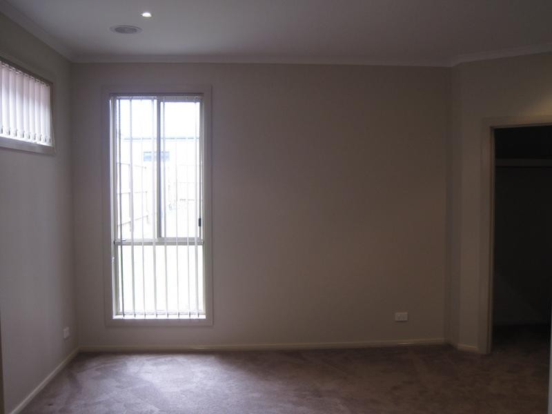 17 Flinders Park, Officer VIC 3809