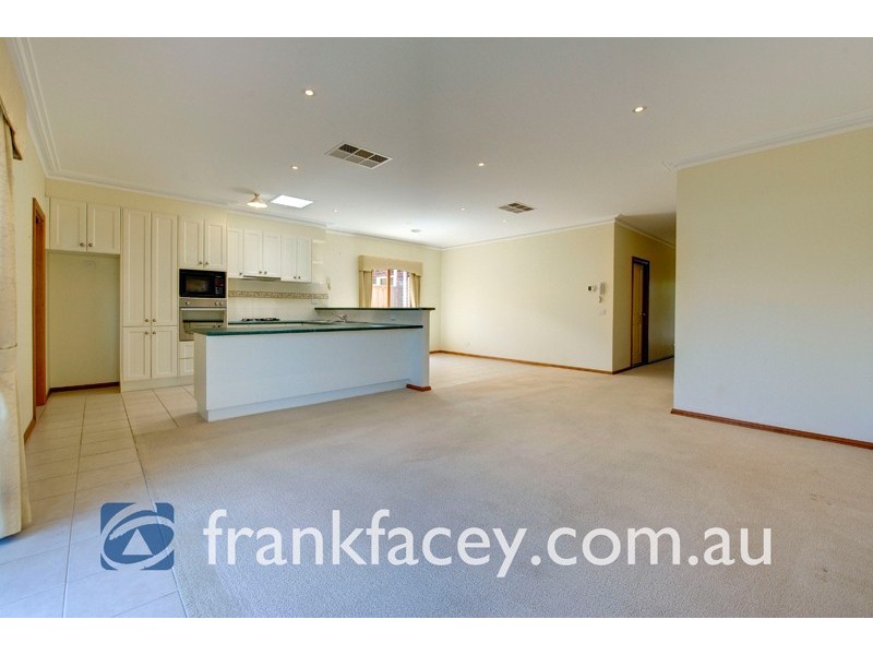 9/1 Malouf Court, Pakenham VIC 3810