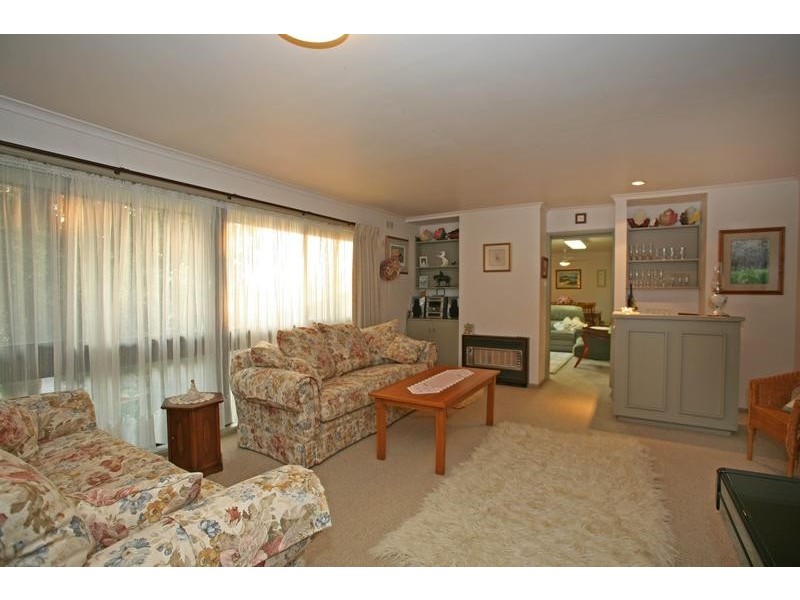 11 Ahern Road, Pakenham VIC 3810