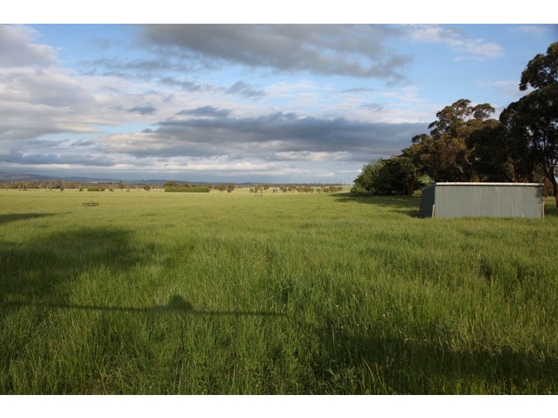 40 Tonimbuk Road, Bunyip North VIC 3815