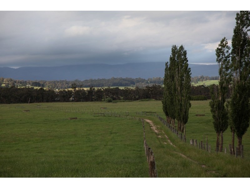 40 Tonimbuk Road, Bunyip North VIC 3815
