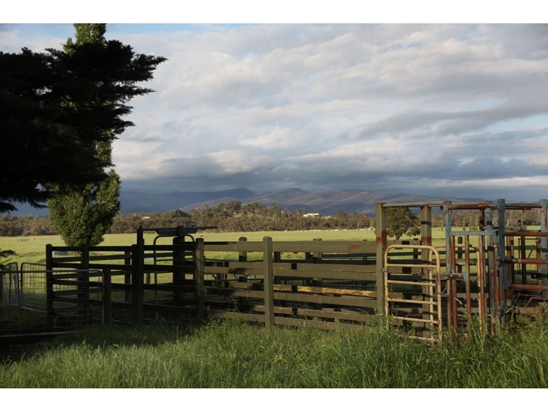 40 Tonimbuk Road., Bunyip North VIC 3815