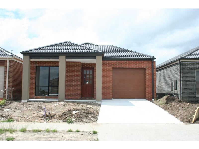 23 Cohens Way, Pakenham VIC 3810