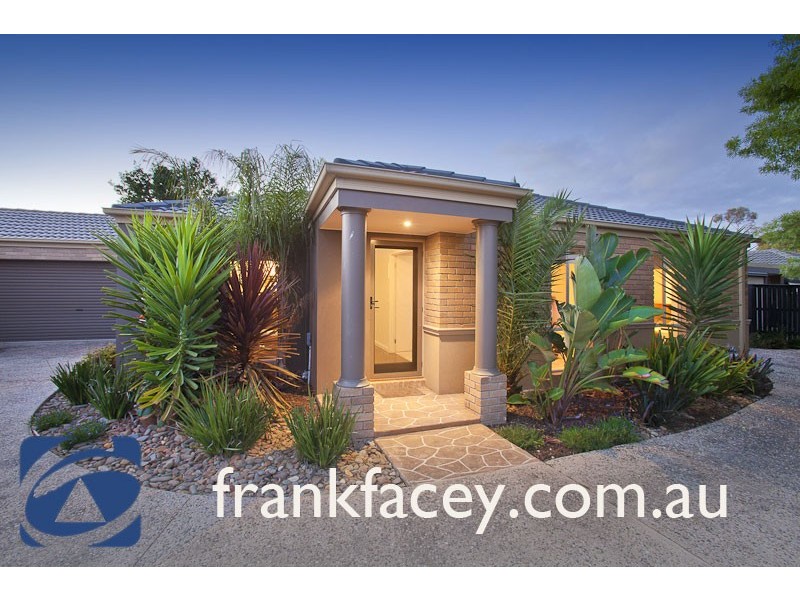 2/12 Jamieson Court, Pakenham VIC 3810