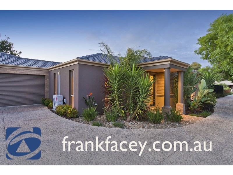 2/12 Jamieson Court, Pakenham VIC 3810