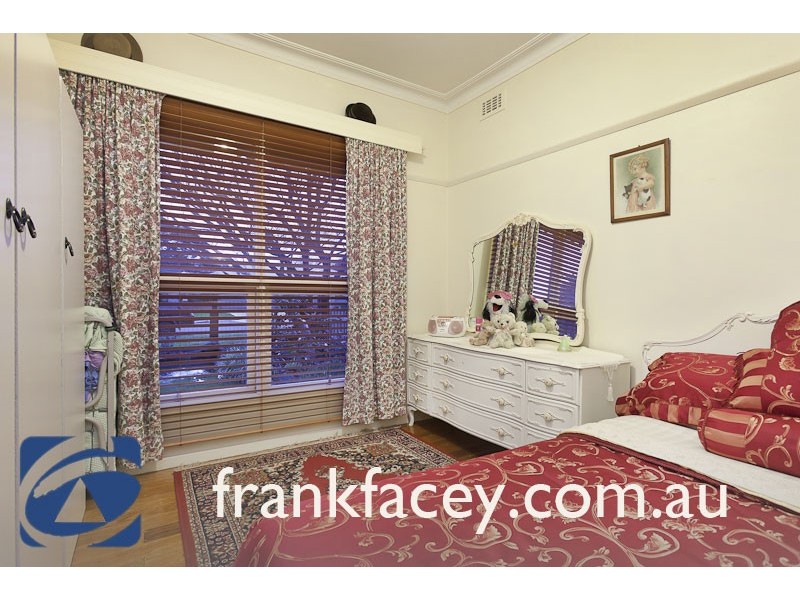 1 Thomas Street, Pakenham VIC 3810