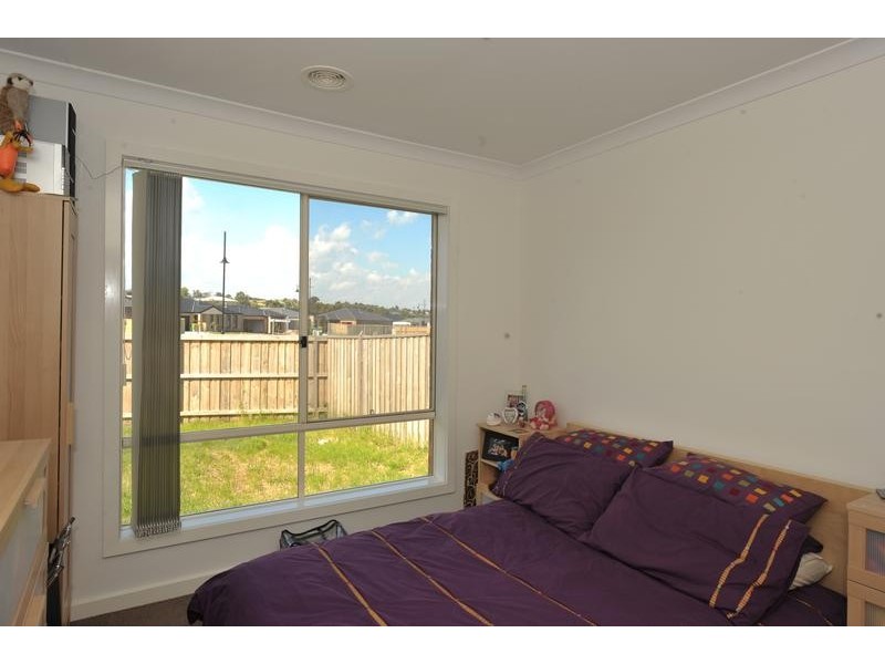 4 Tiffany Close, Pakenham VIC 3810