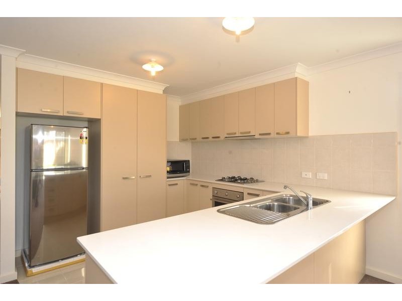 4 Tiffany Close, Pakenham VIC 3810