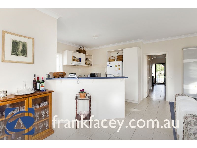 32 Macalister Place, Pakenham VIC 3810