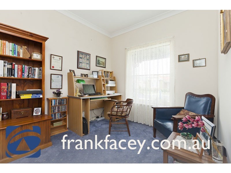 32 Macalister Place, Pakenham VIC 3810