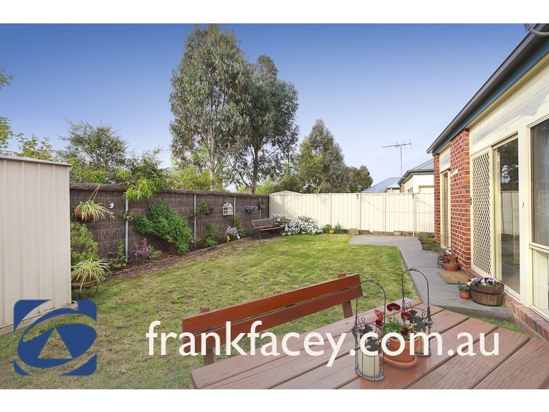 32 Macalister Place, Pakenham VIC 3810