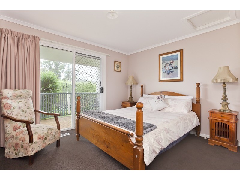 6 Don Phillip Court, Gembrook VIC 3783