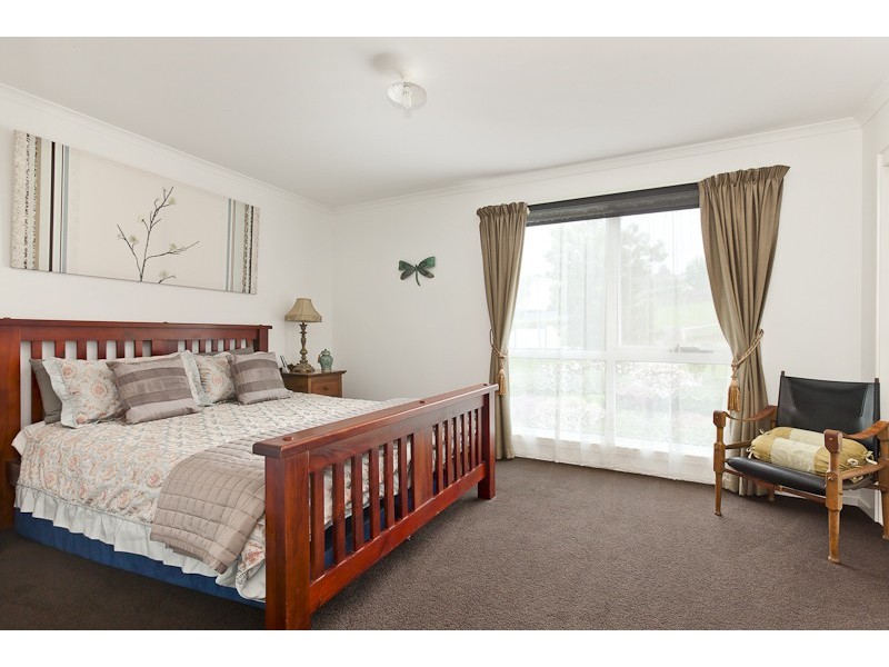 6 Don Phillip Court, Gembrook VIC 3783