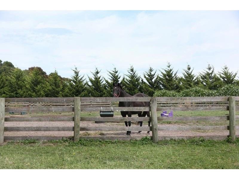 590 Seven Mile Road, Nar Nar Goon VIC 3812