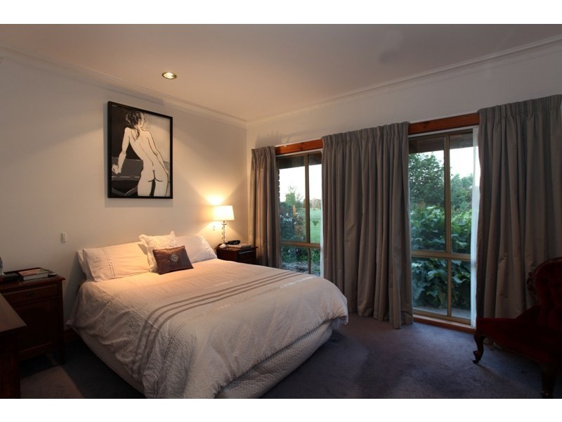 590 Seven Mile Road, Nar Nar Goon VIC 3812