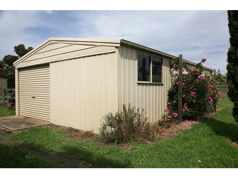 590 Seven Mile Road, Nar Nar Goon VIC 3812