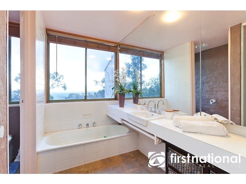 65 Bathe Road, Pakenham VIC 3810