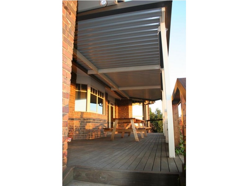 53 Highland Drive, Pakenham VIC 3810