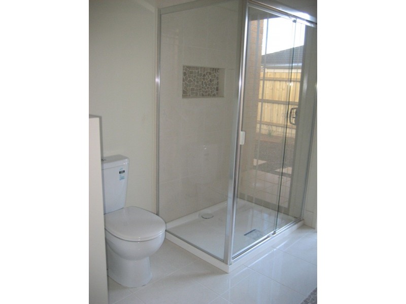 20 Webster Way, Pakenham VIC 3810