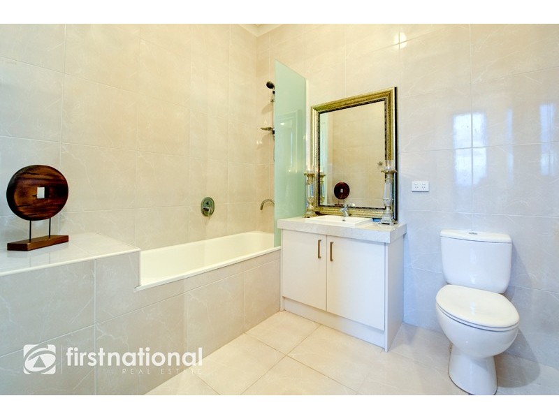 45 Highland Drive, Pakenham VIC 3810