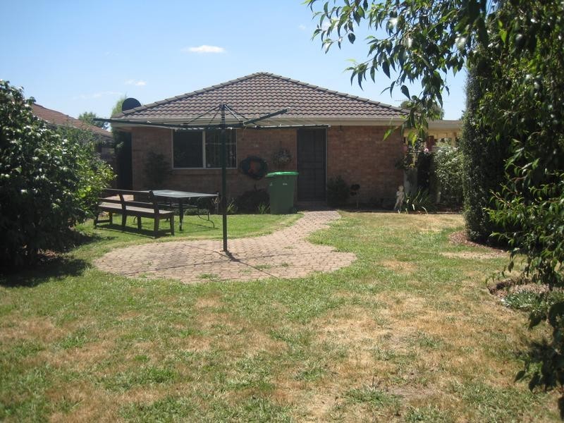 5 Martingale Place, Pakenham VIC 3810