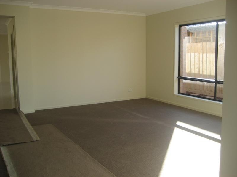 20 Webster Way, Pakenham VIC 3810
