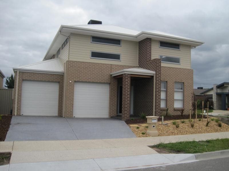 7 Portland Road, Pakenham VIC 3810