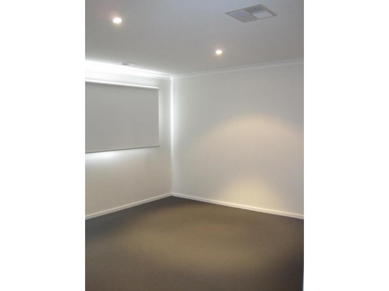 7 Portland Road, Pakenham VIC 3810