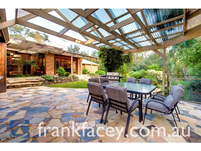 9 Fraser Avenue, Beaconsfield Upper VIC 3808