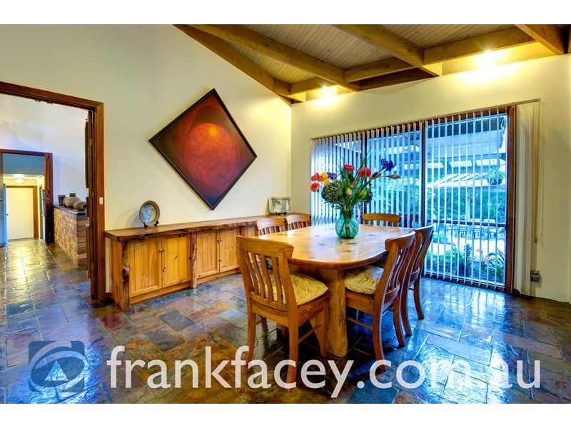 9 Fraser Avenue, Beaconsfield Upper VIC 3808