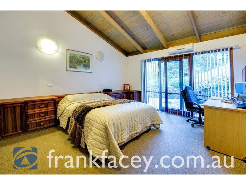 9 Fraser Avenue, Beaconsfield Upper VIC 3808
