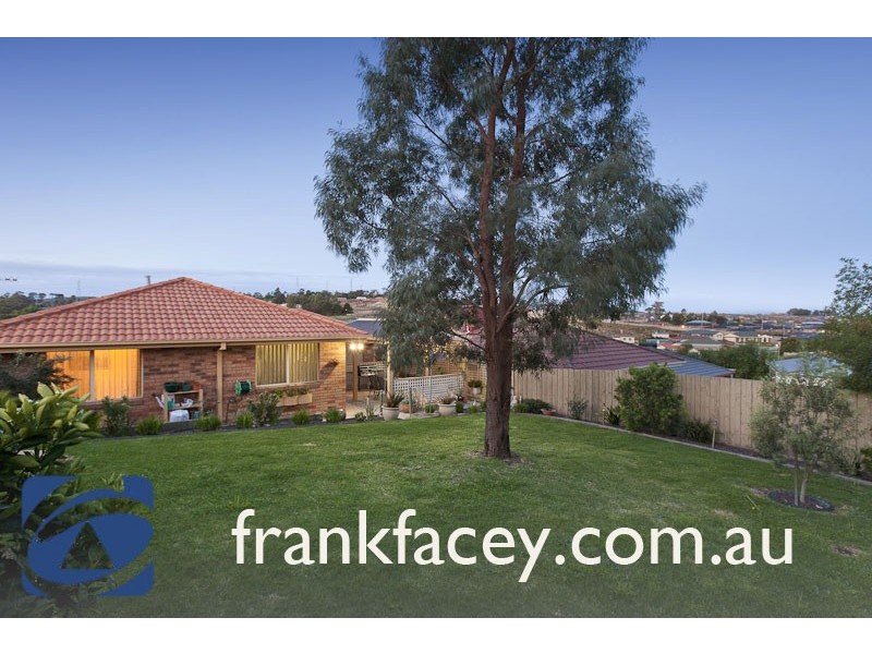 13 Kathryn Close, Pakenham VIC 3810