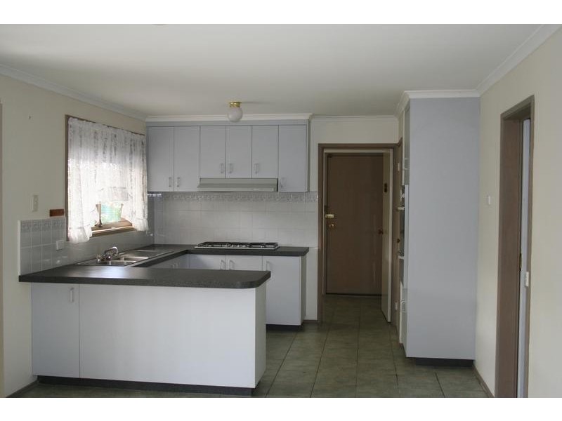 5 Martingale Place, Pakenham VIC 3810