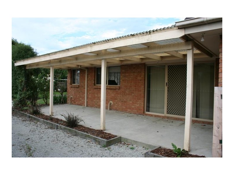 5 Martingale Place, Pakenham VIC 3810
