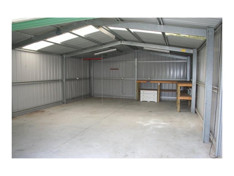 5 Martingale Place, Pakenham VIC 3810